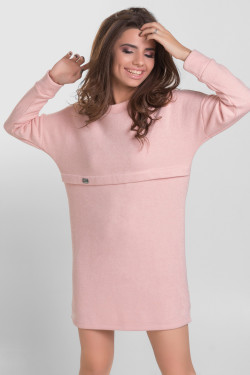 Vestido básico de angora, de color rosa, de corte entallado . Rosa.