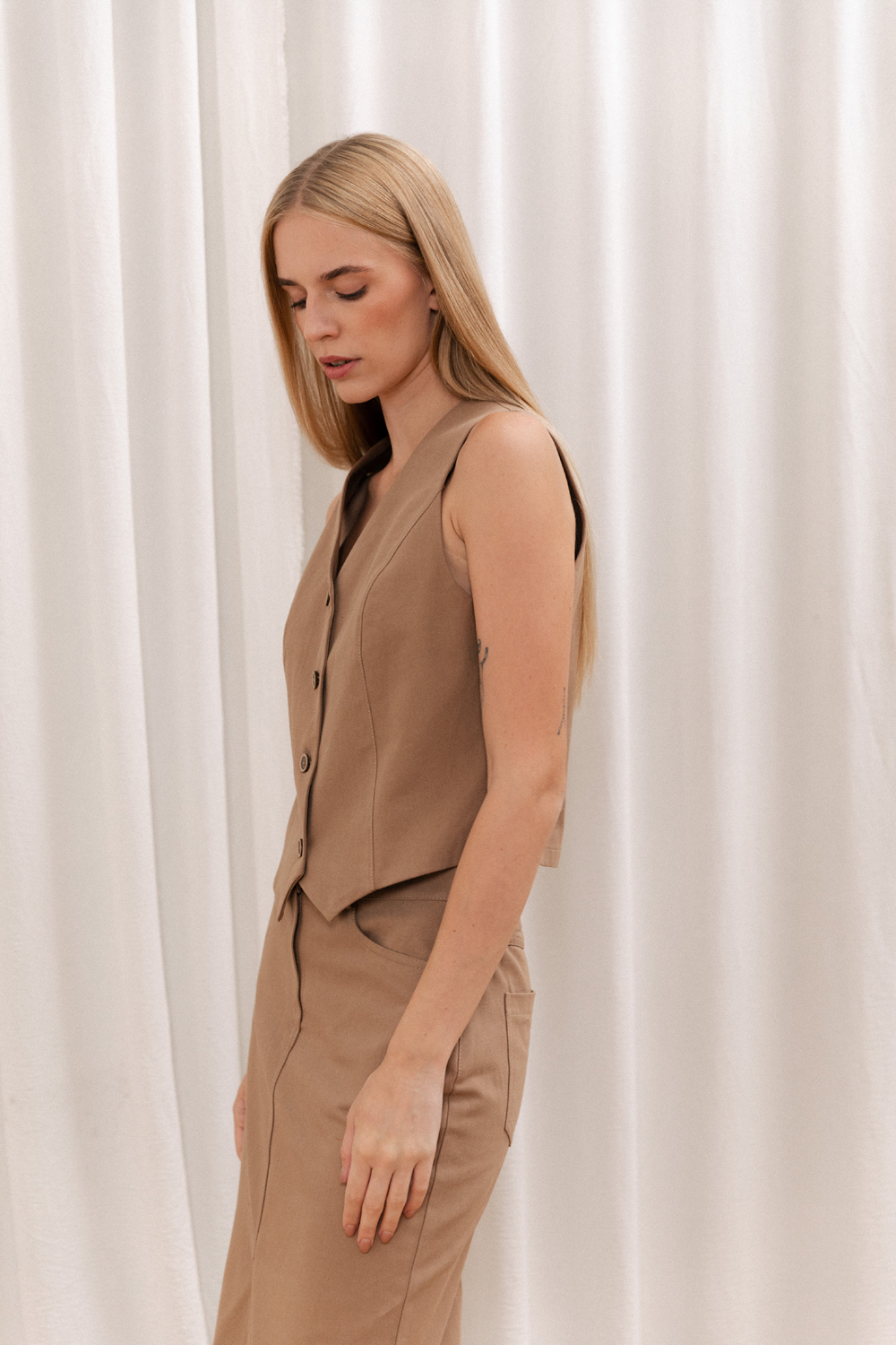 Жилет 6515 Бежевый