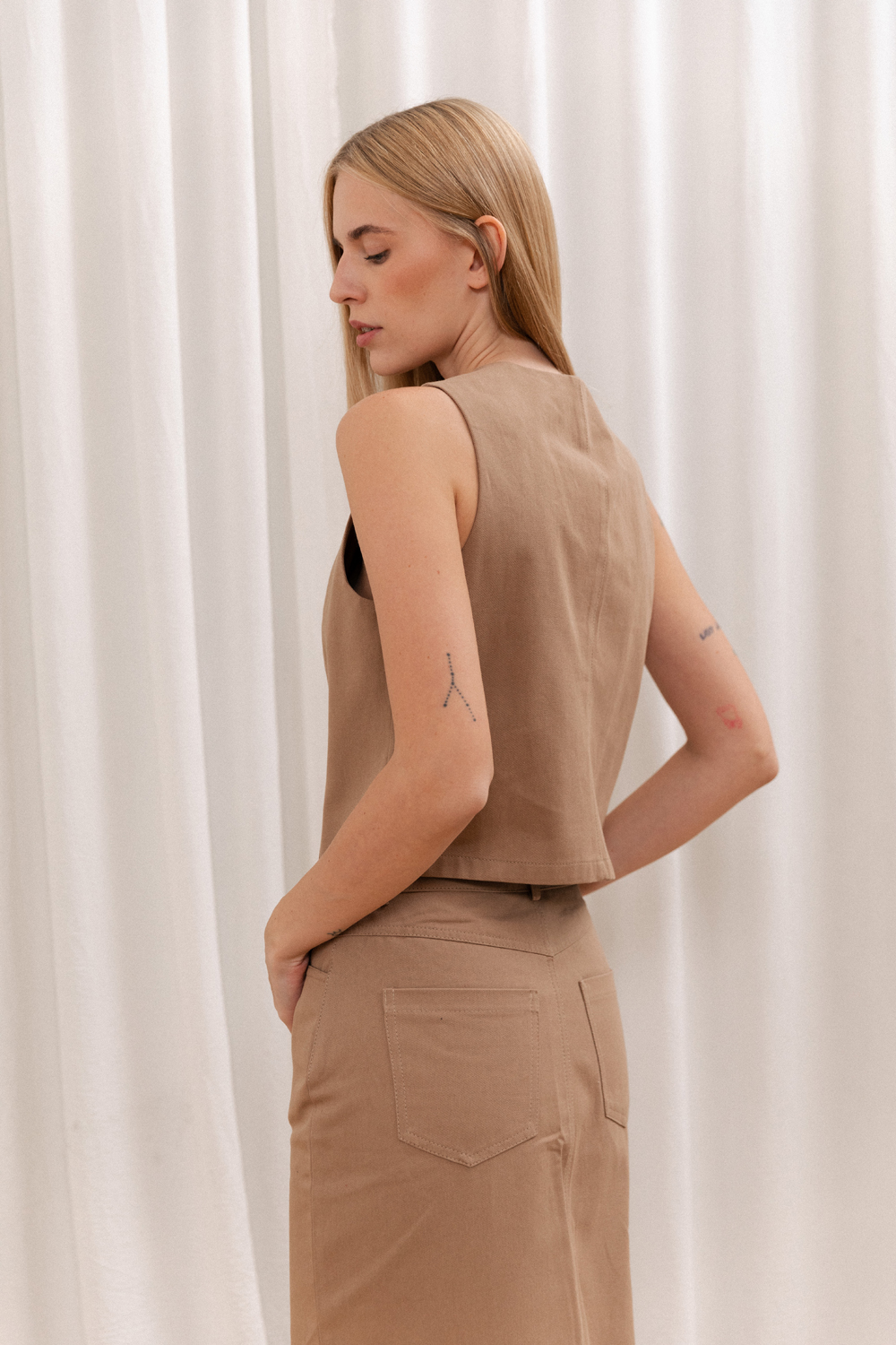 Жилет 6515 Бежевый