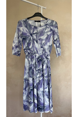 Платье миди из материала креп шифон с принтом сирень