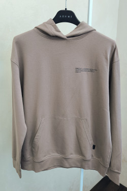 Cappuccino-colored hooded sweatshirt with a kangaroo pocket Cappuccino