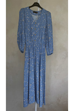 Голубое платье-миди из штапеля с пышной юбкой Голубой