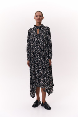 Повседневное платье-трапеция из штапеля черно-белое Черный-белый