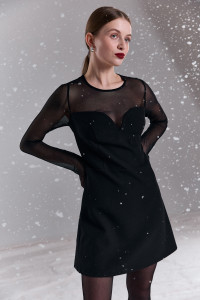 Вечернее черное мини-платье с рукавами из сетки и юбкой трапеци Черный Черный