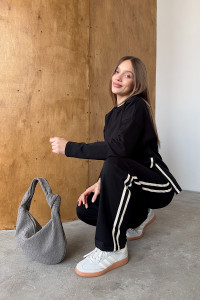 Costum de damă din material tip 