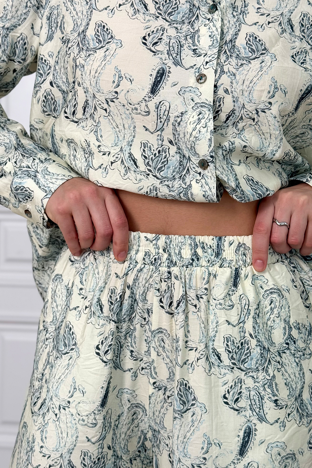 Костюм 6854 Айвори