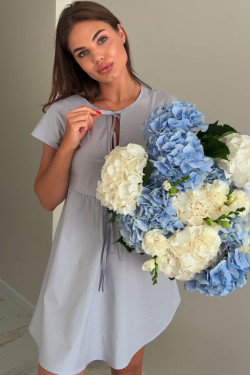 Короткое серое платье из коттона с пышной юбкой для повседневног Серый