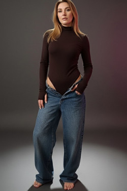 Mocacchino-colored long-sleeved knitted turtleneck bodysuit, in Mocha