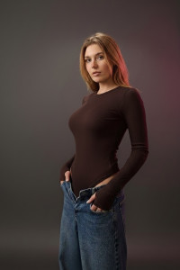 Basic insulated bodysuit made of mocha-colored knitwear Мокко