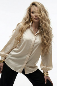Cream basic blouse with puffed sleeves for the office Кремовый