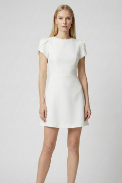 Вечернее молочное мини-платье с асимметричным рукавом-фонариком Молочный