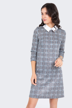 Robe de bureau gris-bleu à carreaux avec col rabattu . Gris-bleu.