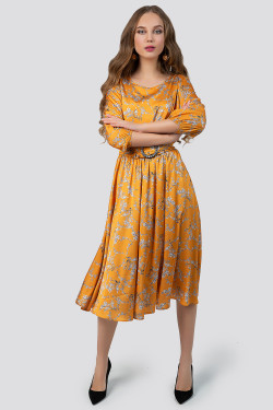 Robe midi en soie couleur ambre à imprimé floral et ceinture . Ambre.