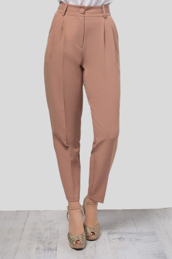 Pantalon beige classique taille haute pour le bureau. Beige.