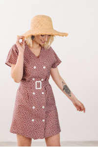 Short summer polka dot dress in freesia color with a belt . Milling. Фрезовый