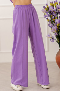 Violette Damen-Sporthose aus Baumwolle mit hoher Taille . Violett. Фиолетовый