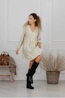 Коротка сукня з штапелю з оборкою кремового кольору . Кремовый.