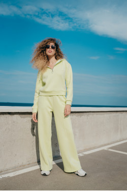 Pantalon de sport large pour femme, en molleton, couleur lime. Citron vert