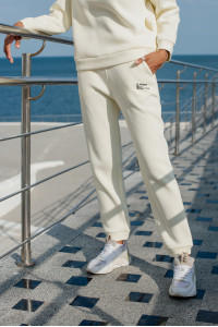 Спортивні штани-джогери на флісі ванільного кольору. Ванільний Ванильный