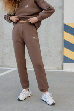 Warm fleece-lined jogger pants in Chocolate
