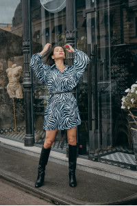 Чорна коротка сукня-сорочка вільного крою з шовку Armani. Черный. Черный