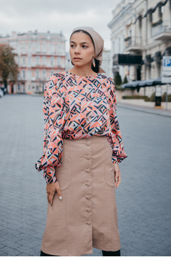 Coral blouse made of Armani silk with voluminous chiffon sleeves. Coral.