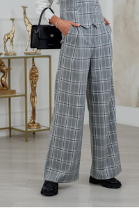 Women's office palazzo trousers in a grey-pink check pattern. Gray-pink. Серо-розовый