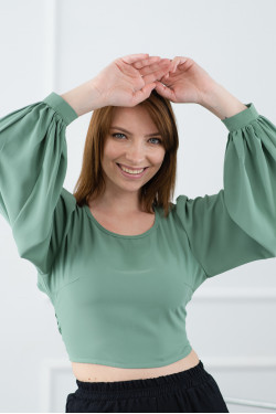 Вечерняя блузка из шифона с пышным рукавом цвета авокадо