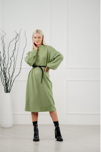 Теплое ангоровое платье миди прямого кроя цвета зеленая мята мята