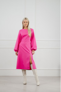 Офисное платье миди из штапеля цвета фуксия с рукавами-фонариками Фуксия