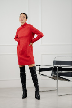 Красное ангора платье прямого кроя с воротником-стойкой Красный