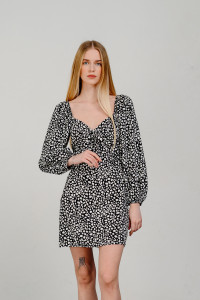 Черное вечернее мини платье из штапеля с бантом на лифе Черный Черный