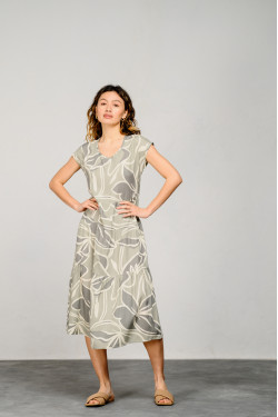 Длинное платье из штапеля с рюшами оливкового цвета Оливковый