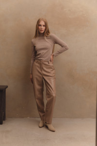 Прямые бежевые брюки женские из мягкой экокожи Бежевый Бежевый