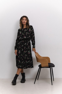 Платье миди из штапеля с оборкой свободного кроя черно- Черный-лиловый Черный-лиловый