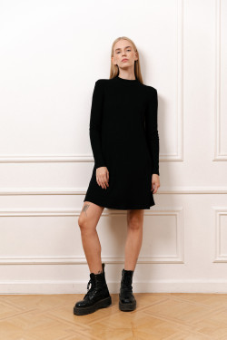 Ангоровое платье-трапеция с воротником-стойкой, Черный