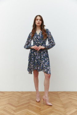 Синее шифоновое платье миди с запахом и поясом Синий