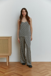 Шелковый брючный костюм с топом и брюками черный-белый Черный-белый