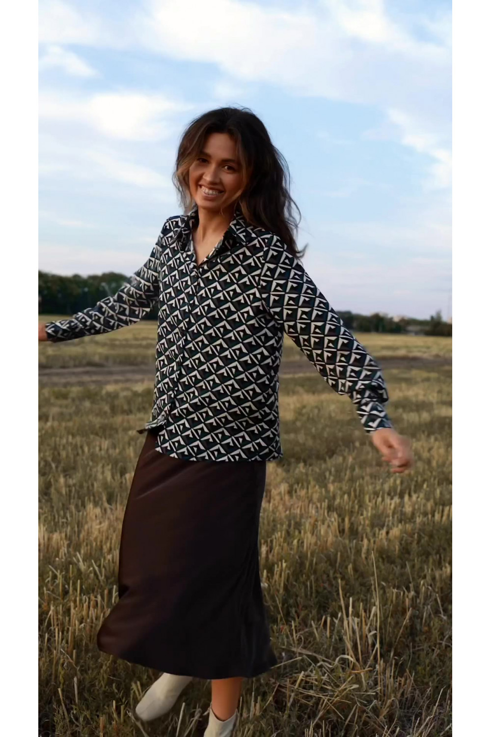 Топ 6705 Молочный